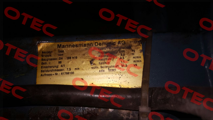 Rope Guide  1/ 7.5-L L1700 PA12  Mannesmann-Demag