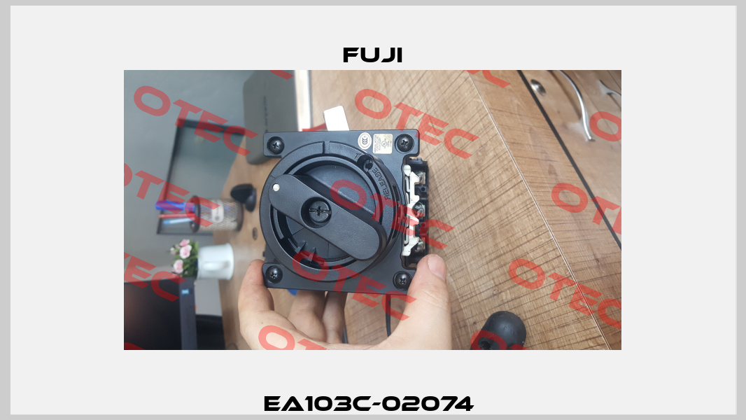 EA103C-02074  Fuji