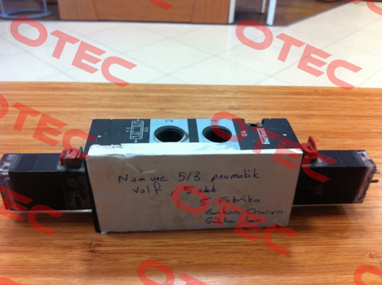 00122666  Burkert